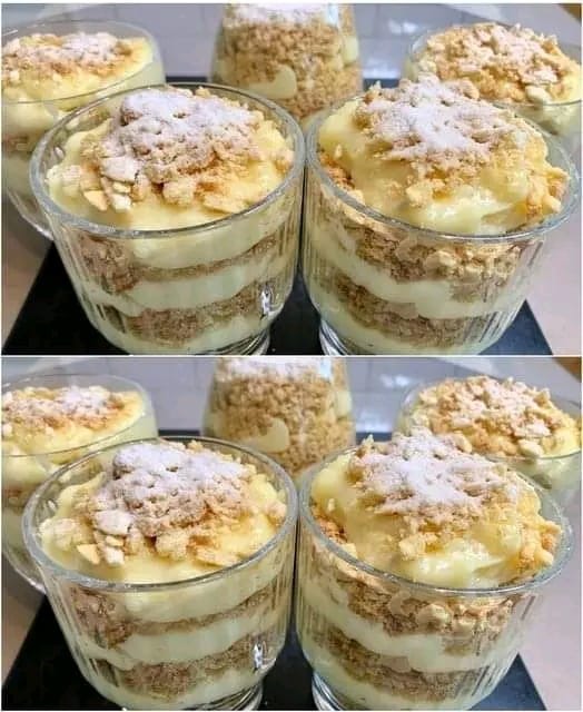 Kiedy jestem leniwy, zawsze robię ten deser. „Napoleon w szklance”: palce lizać. Zjedzone w 2 minuty