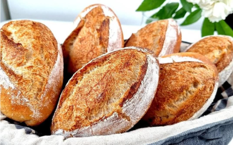 Bułki z mąki pełnoziarnistej bez wyrabiania