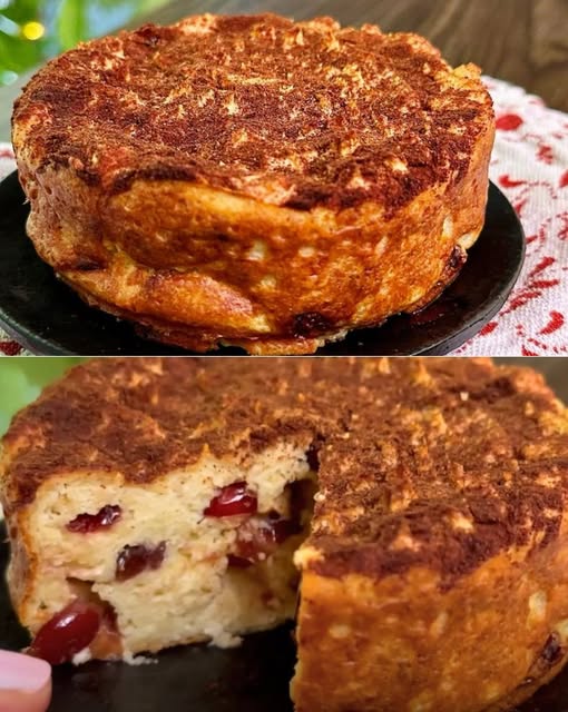 Pieczone ciasto z serem wiejskim i płatkami owsianymi z żurawiną