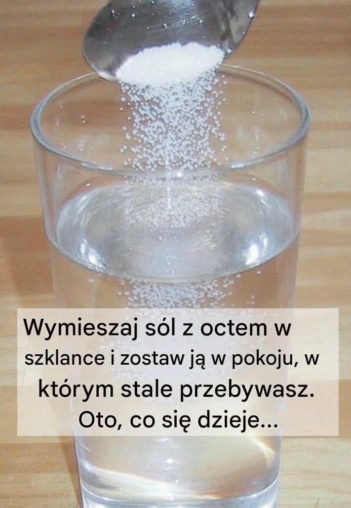 Naturalny środek na bazie soli i octu do oczyszczania energii w pomieszczeniu