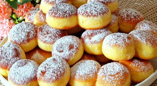 Jeśli masz 1 jajko, mąkę i cukier, przygotuj to pyszne danie bez pieczenia, bardzo łatwe i pyszne.