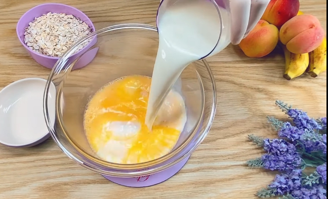 Ciasto owsiane, bananowo-brzoskwiniowe bez mąki i cukru
