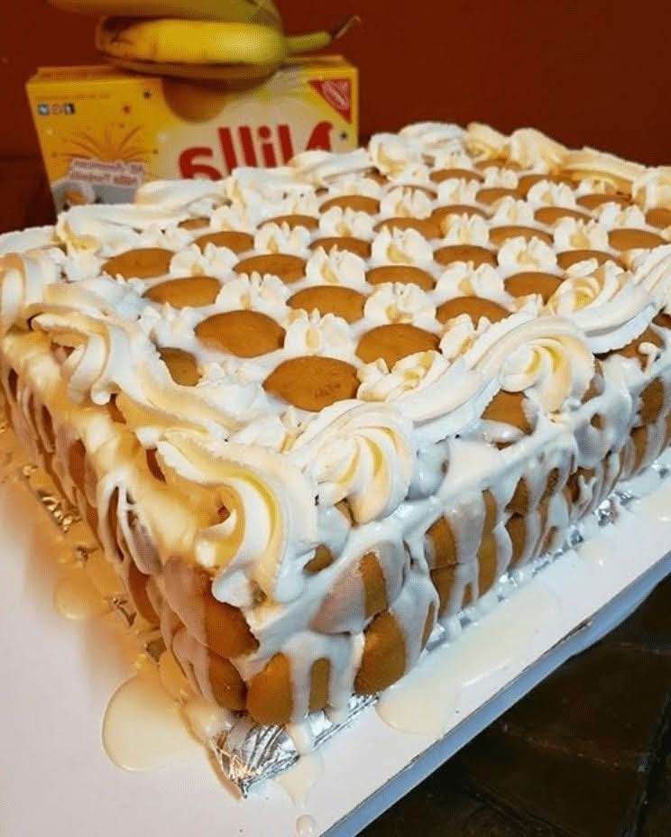 Rozbij lub przekaż ciasto budyniowe bananowe