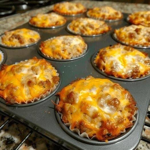 Proste muffiny z kiełbasą