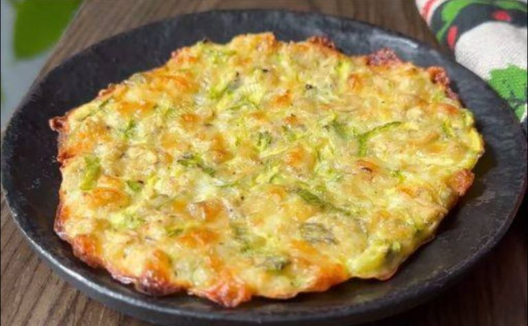 Pieczone placki z cukinii i sera