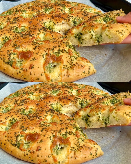 Pan de ajo relleno de mozzarella jak focaccia casara