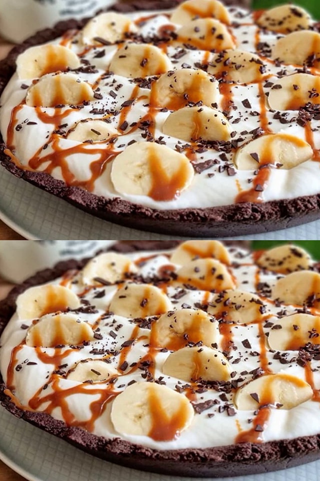 Oryginalna kremowa tarta bananowo-czekoladowa bez pieczenia