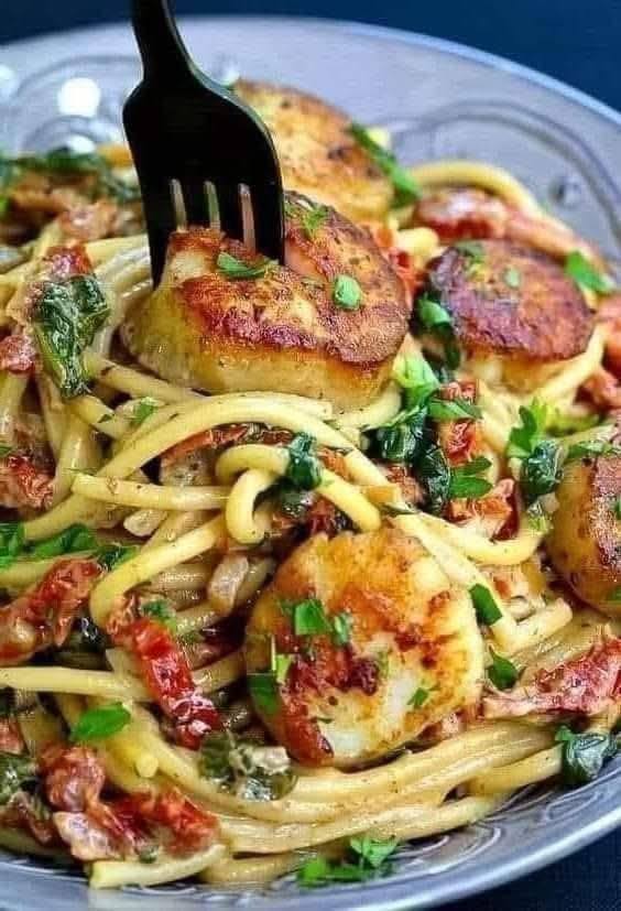 Jumbo Creamy Toskański Spaghetti z Przegrzebkami