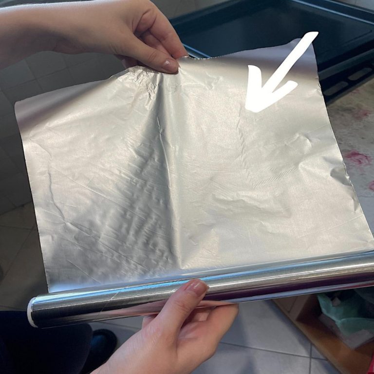 „Tajemnica folii aluminiowej – dlaczego ma błyszczącą i matową stronę?”