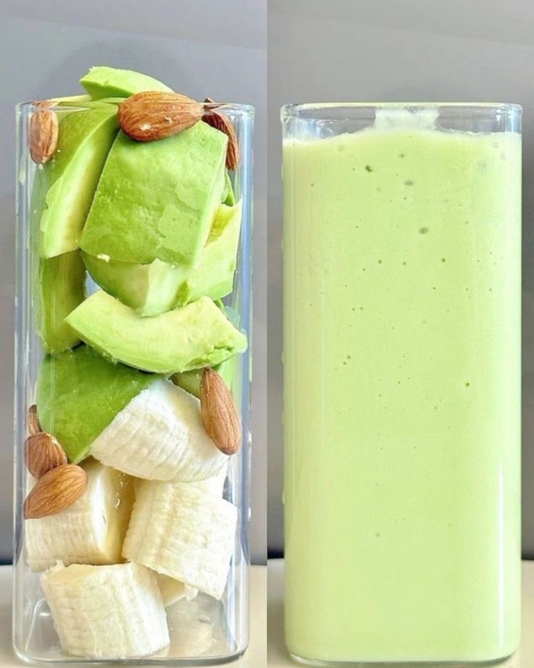 Przepis na koktajl bananowy z awokado i migdałami