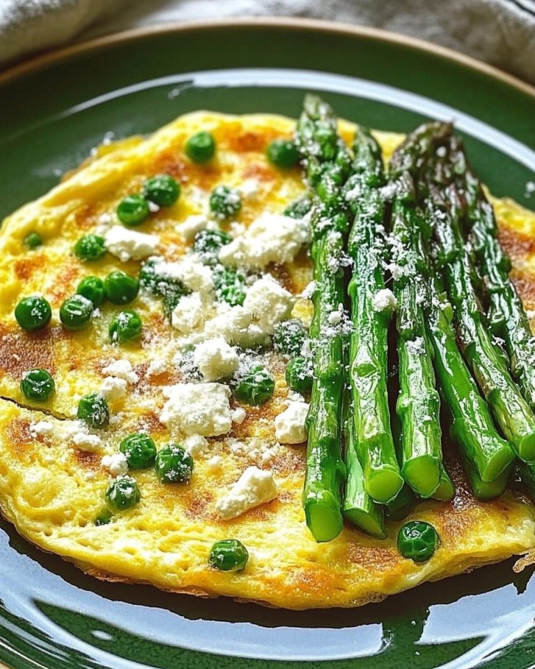 Omlet ze szparagami i groszkiem