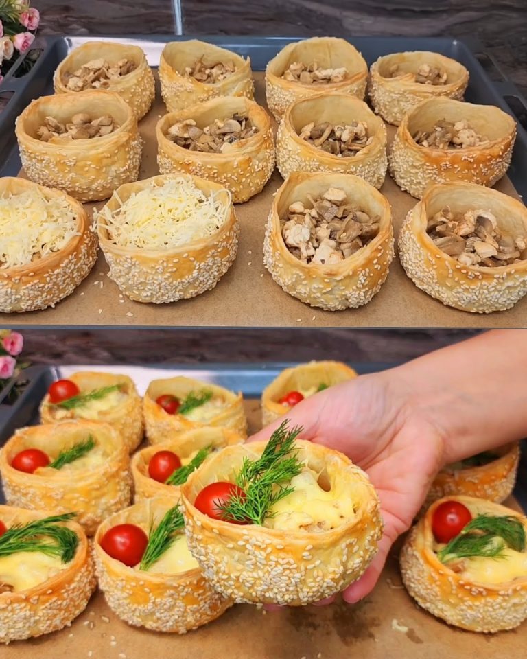 Pikantne muffinki z kurczakiem i grzybami