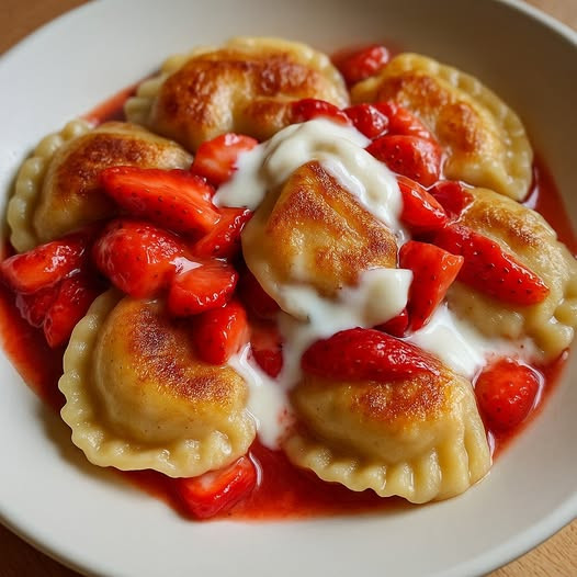 pierogi z truskawkami: