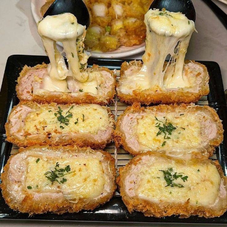 Zapiekanka Tonkatsu z roztopionym serem