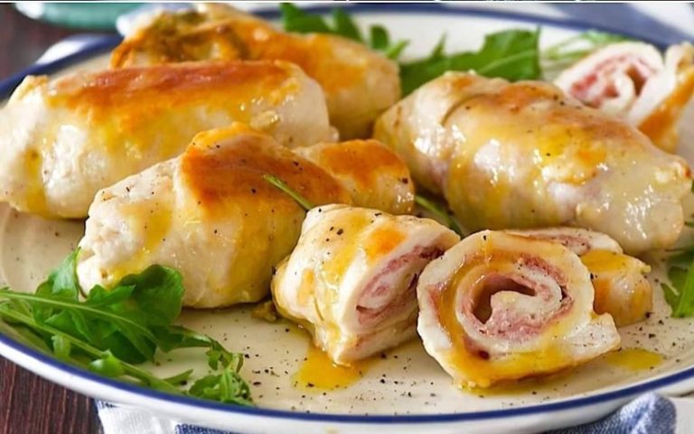 Roladki z kurczaka: przepis na smaczne i ciągnące się danie