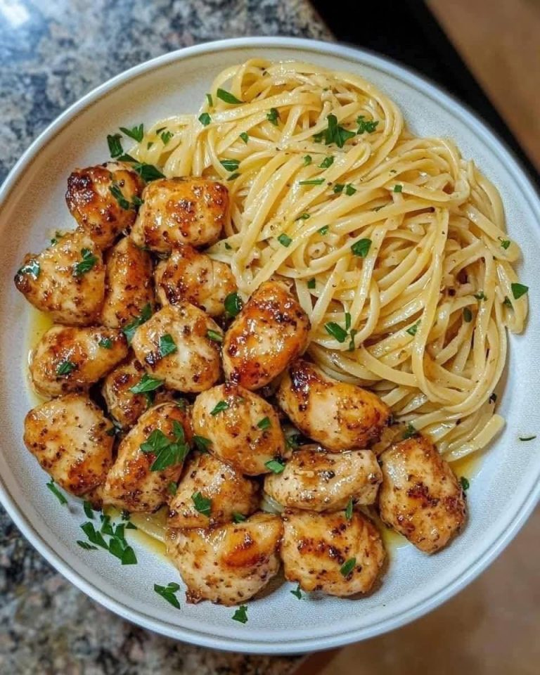 Pollo con mantequilla de ajo con pasta limón parmesano
