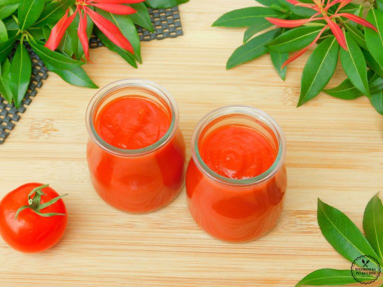 Domowa passata pomidorowa – esencja smaku lata zamknięta w słoiku