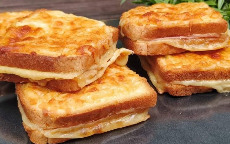 Zapiekanka z pieczonej cukinii i pomidorów