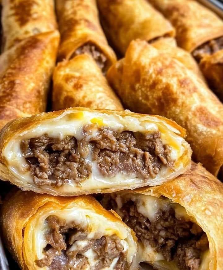 Sajgonki z serem i stekiem z Filadelfii